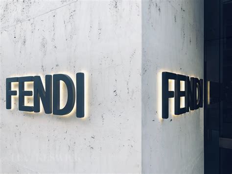 Fendi vs Louis Vuitton: Luxury at its Finest 